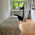 Casa Luna 6 Min Hbf , Erdgeschosswohnung ,altbau 公寓