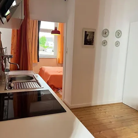 Apartment Casa Luna 6 Min Hbf , Erdgeschosswohnung ,altbau Duisburg