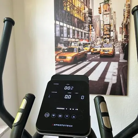 Апартаменты Casa Luna 6 Min Hbf , Erdgeschosswohnung ,altbau