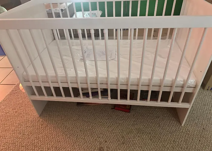 Apartment Casa Luna 6 Min Hbf , Erdgeschosswohnung ,altbau *